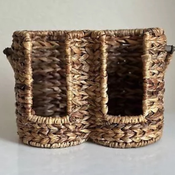 Vintage Boho 2 Wine Bottle Holder Carrier Woven Rattan Wicker Basket Bar Decor - Picture 2 of 12